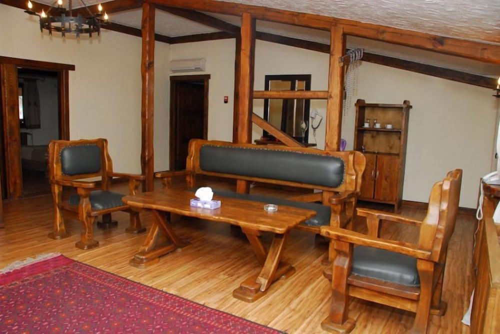 Saraishyq Hotel Алма Ата Интериор снимка